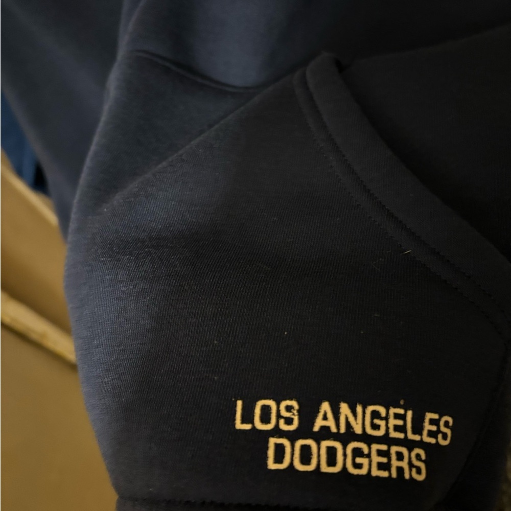 Dodgers Men's Navy and Beige Zip-Up Hoodie - Picture 6 of 10